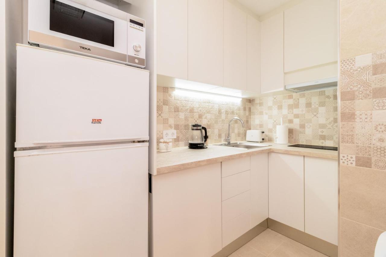 Apartamento Asta Apartment ตอร์เรเวียคา ภายนอก รูปภาพ