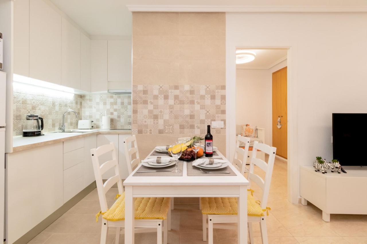Apartamento Asta Apartment ตอร์เรเวียคา ภายนอก รูปภาพ